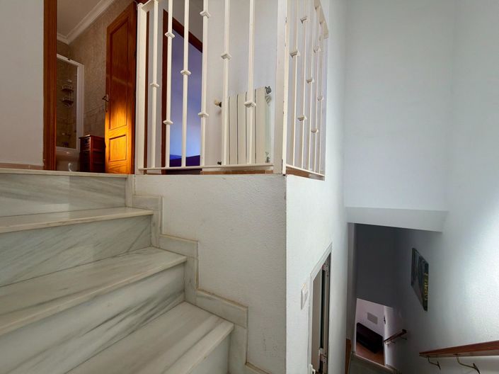 Image No.45-2 Bed Townhouse for sale