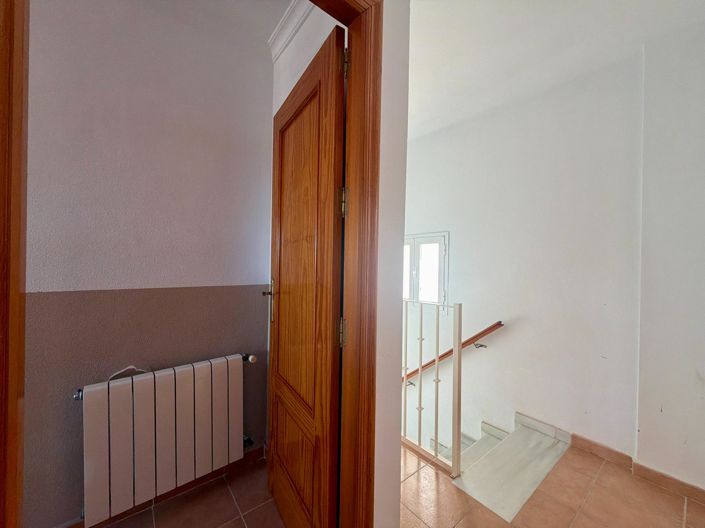 Image No.49-2 Bed Townhouse for sale