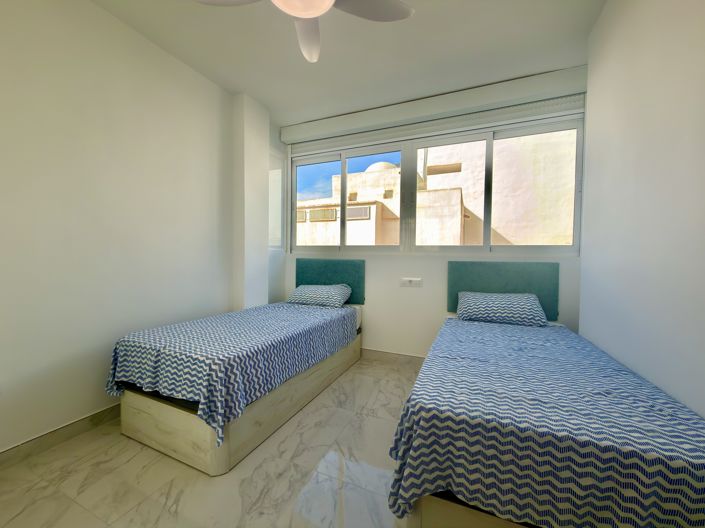 Image No.12-3 Bed Apartment for sale