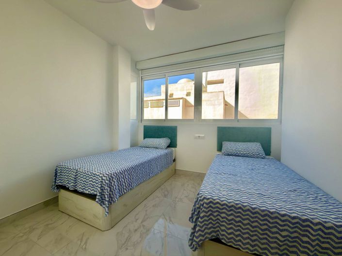 Image No.12-3 Bed Apartment for sale