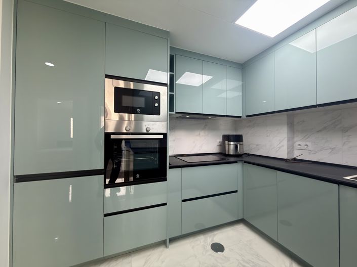 Image No.14-3 Bed Apartment for sale