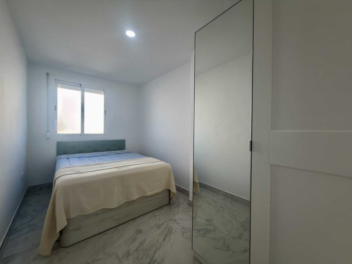 Image No.18-3 Bed Apartment for sale