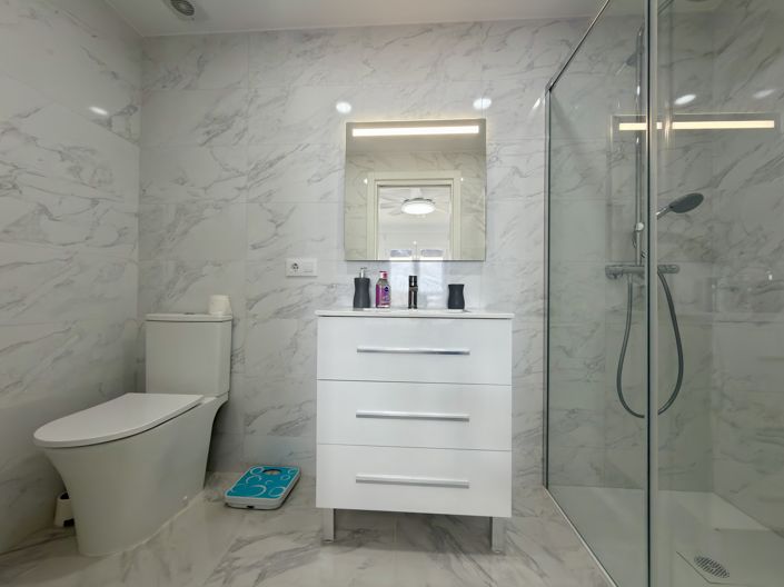 Image No.25-3 Bed Apartment for sale