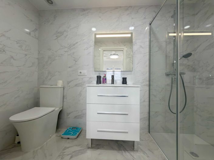 Image No.25-3 Bed Apartment for sale