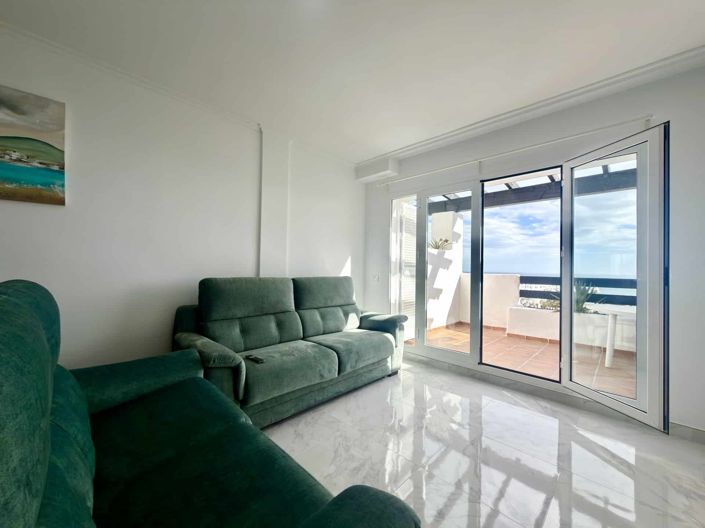 Image No.29-3 Bed Apartment for sale