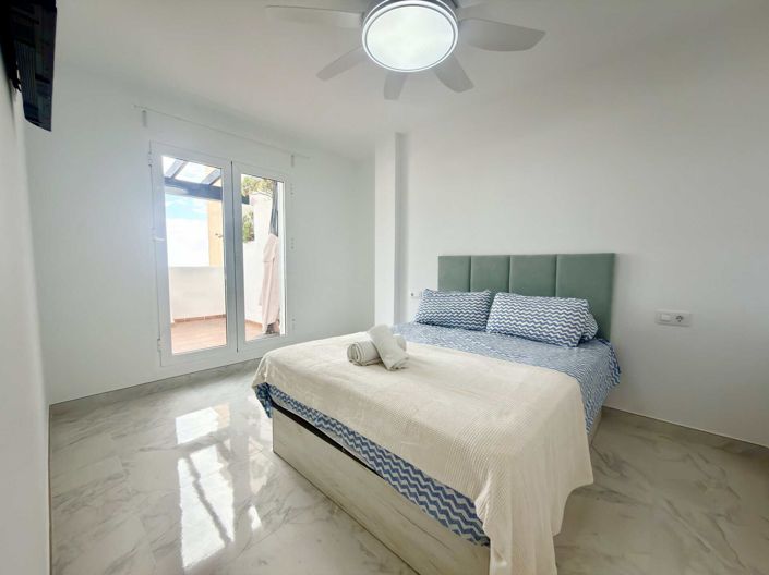 Image No.9-3 Bed Apartment for sale