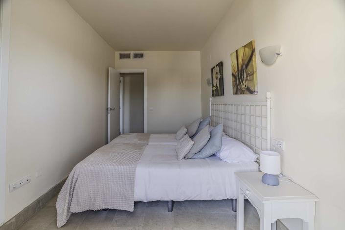 Image No.11-2 Bed Apartment for sale