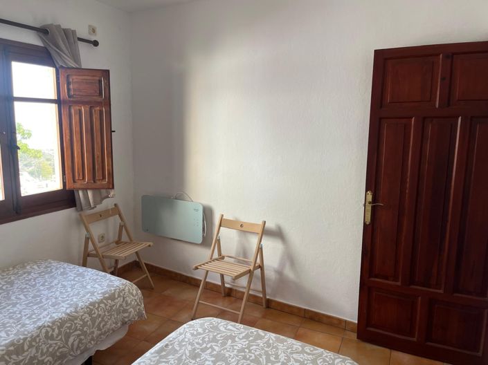 Image No.12-2 Bed Apartment for sale