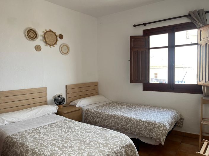 Image No.10-2 Bed Apartment for sale