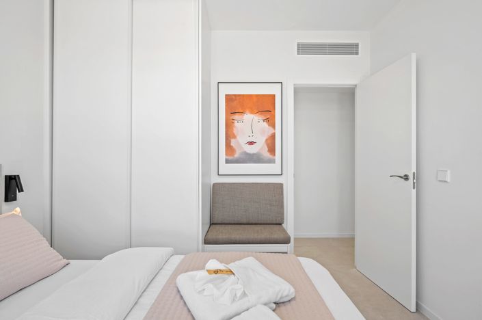 Image No.29-3 Bed Apartment for sale