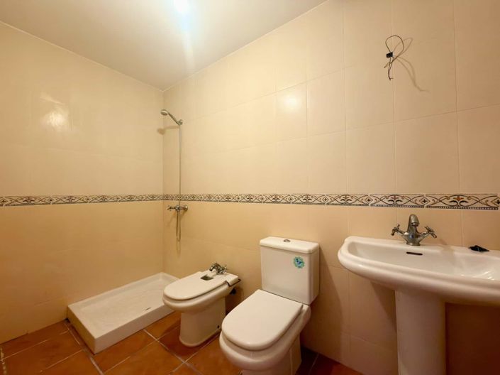 Image No.25-Propriété de 2 chambres à vendre à Illar