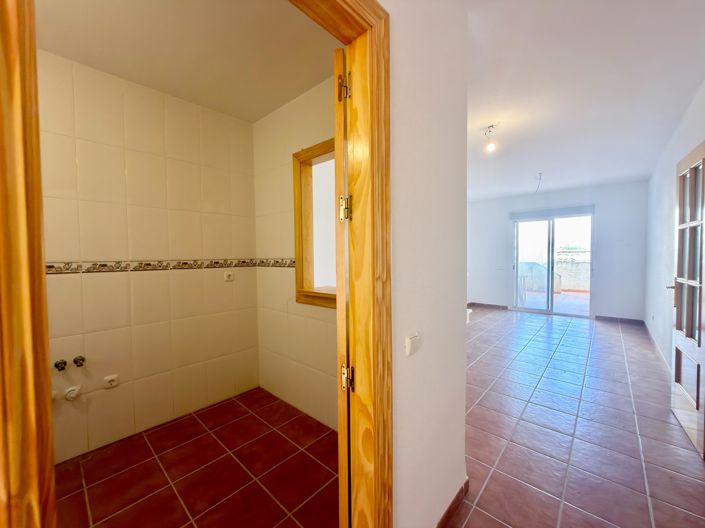 Image No.30-2 Bed Property for sale