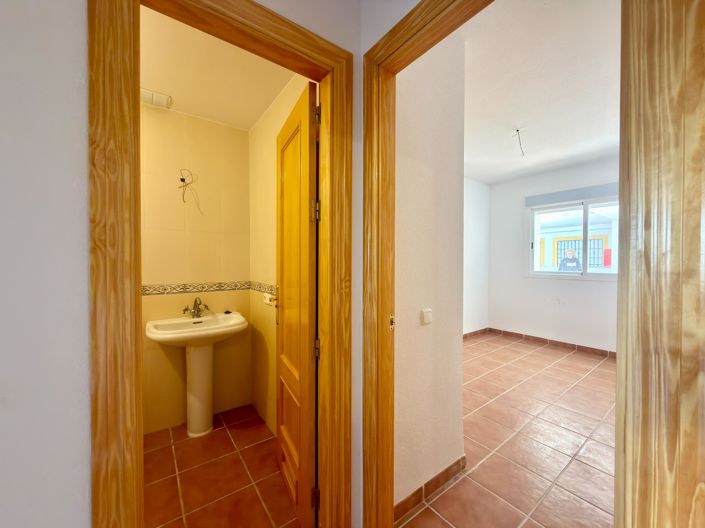 Image No.34-2 Bed Property for sale