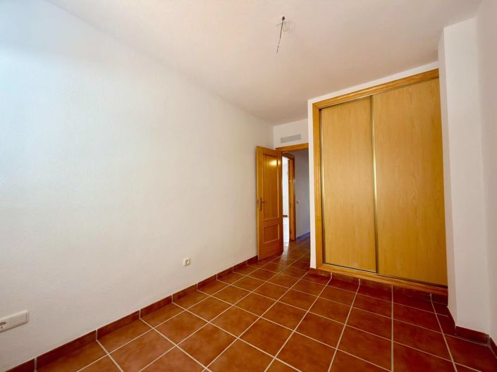 Image No.37-Propriété de 2 chambres à vendre à Illar