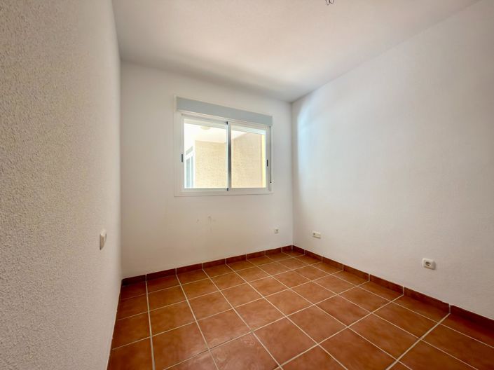 Image No.38-2 Bed Property for sale