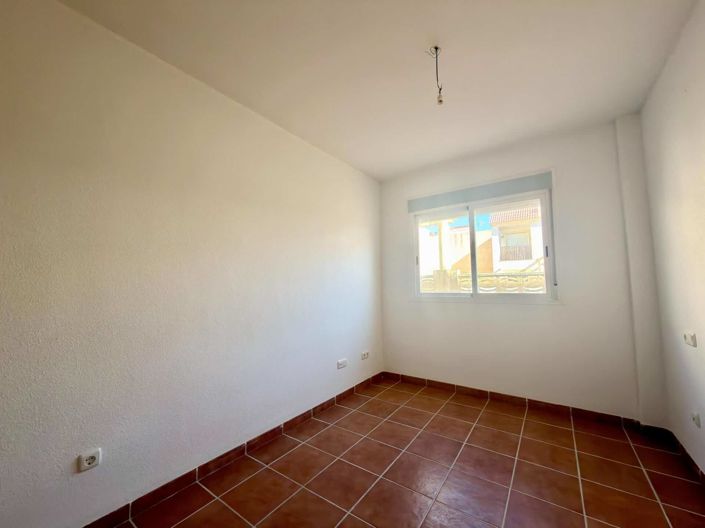 Image No.42-Propriété de 2 chambres à vendre à Illar