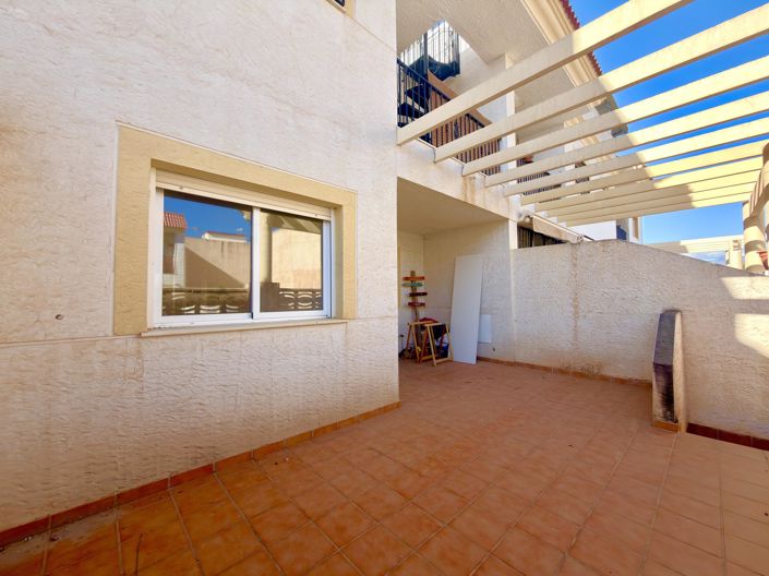 Image No.49-2 Bed Property for sale