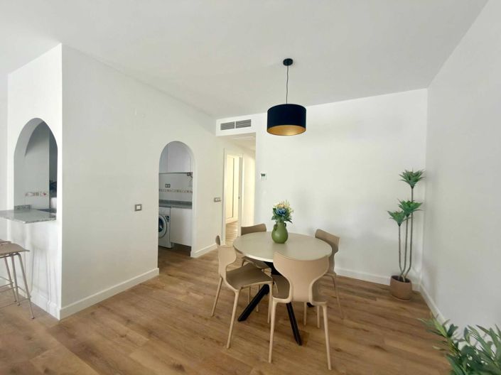 Image No.23-2 Bed Apartment for sale