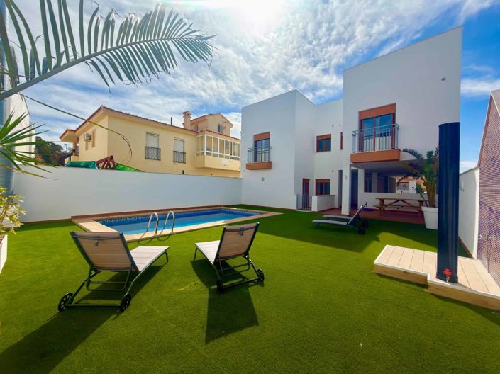 Image No.25-2 Bed Apartment for sale