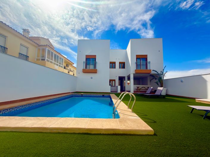 Image No.31-2 Bed Apartment for sale