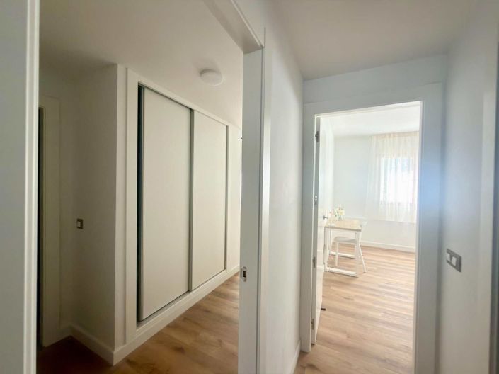 Image No.8-2 Bed Apartment for sale