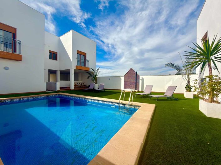 Image No.9-2 Bed Apartment for sale