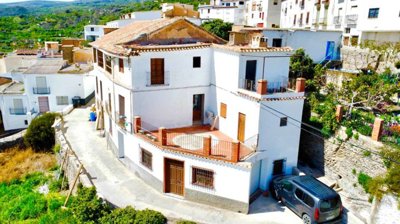 valor-house-4-bedroom-alpujarras-front-view-6