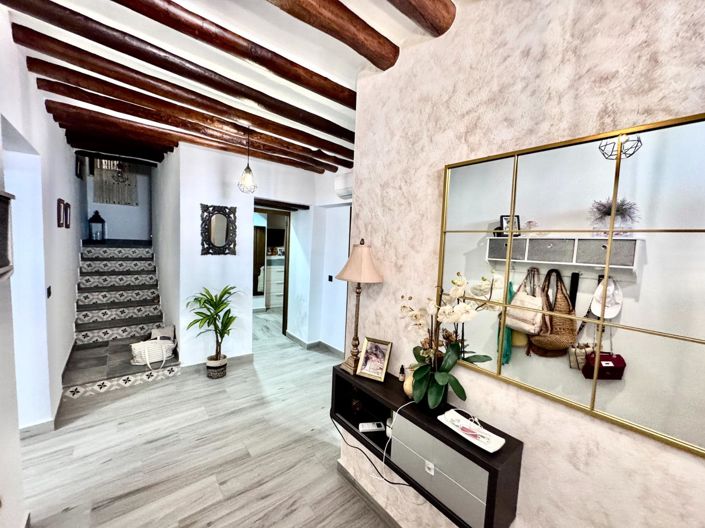 Image No.21-4 Bed Villa for sale