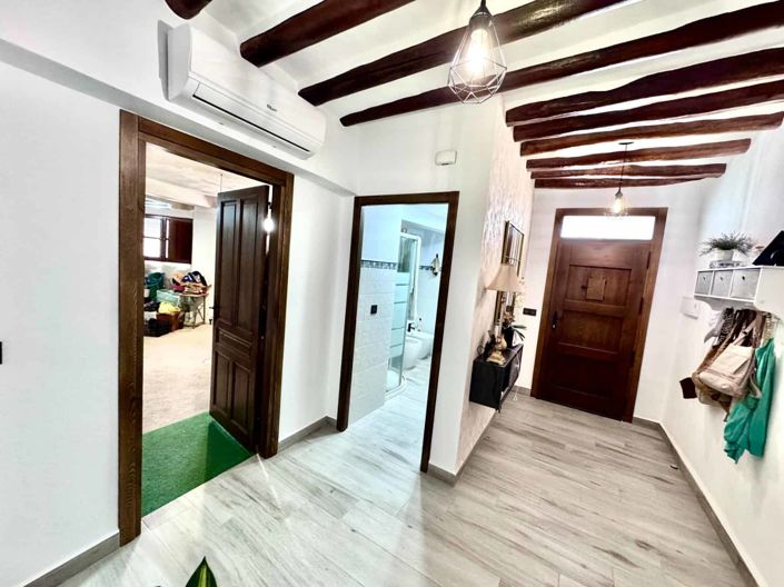 Image No.26-4 Bed Villa for sale