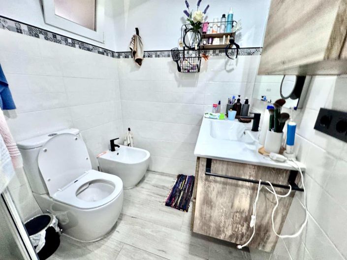 Image No.40-4 Bed Villa for sale