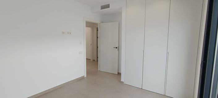 Image No.12-3 Bed Bungalow for sale