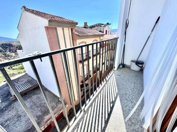 lanjaron-apartment-terrace-21