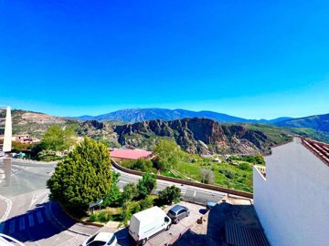 lanjaron-apartment-terrace-1