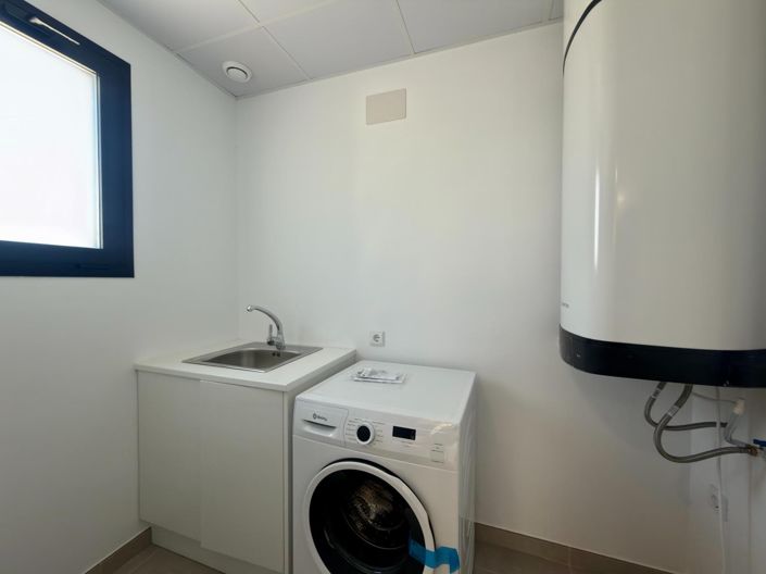 Image No.20-3 Bed Villa for sale