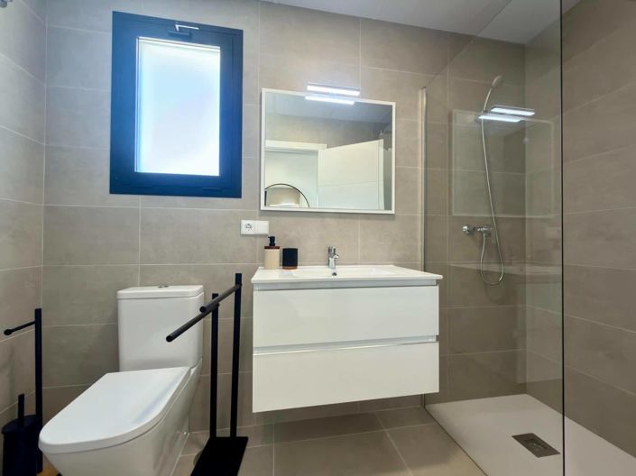 Image No.23-3 Bed Villa for sale