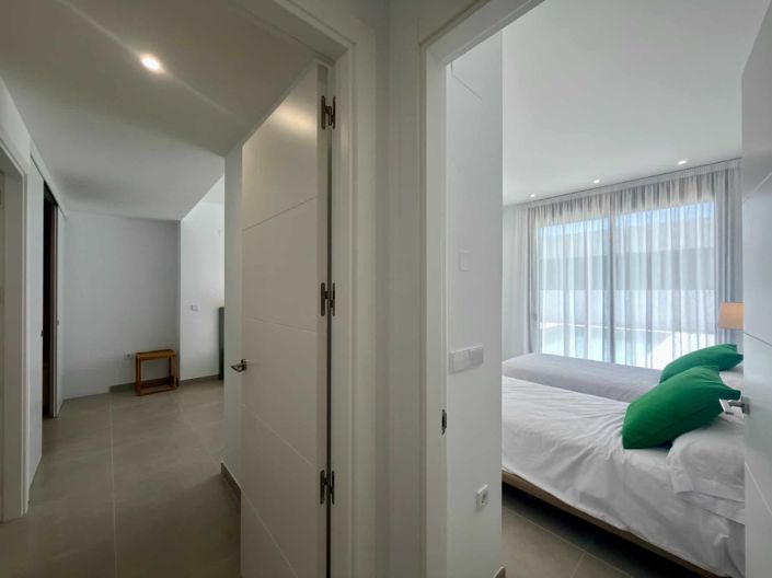 Image No.26-3 Bed Villa for sale