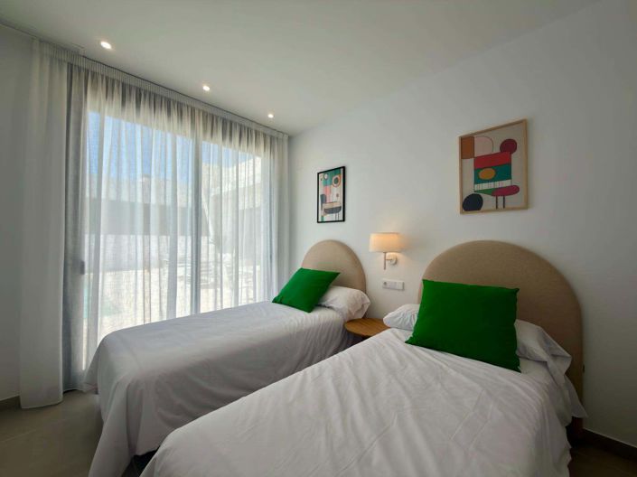 Image No.29-3 Bed Villa for sale