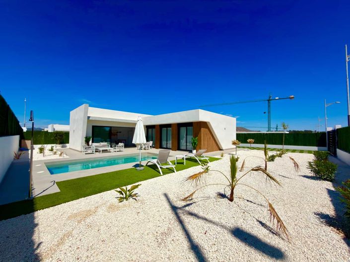 Image No.4-3 Bed Villa for sale