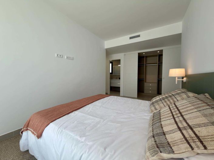 Image No.35-3 Bed Villa for sale