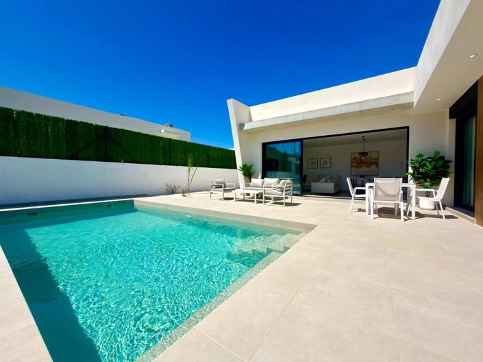 Image No.52-3 Bed Villa for sale