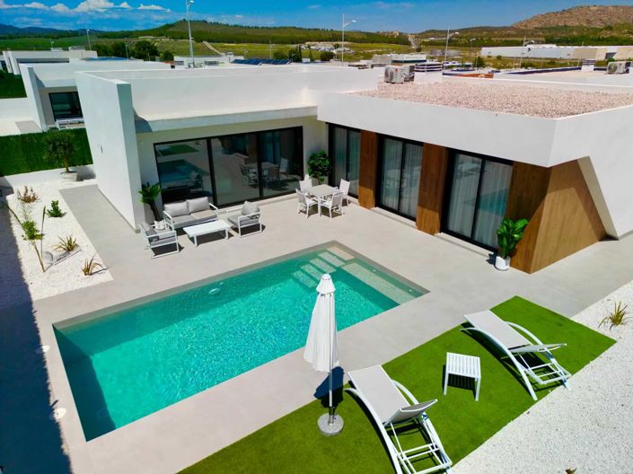 Image No.61-3 Bed Villa for sale