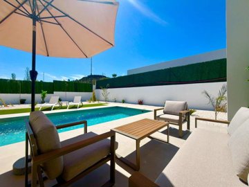 modern-villa-in-calasparra-14
