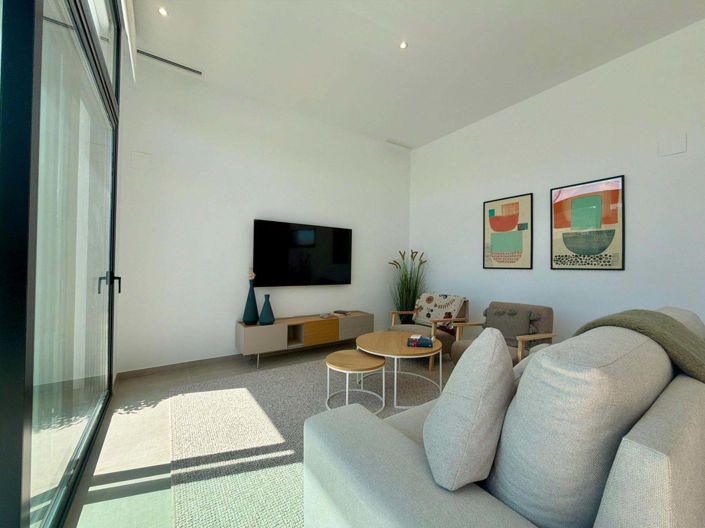 Image No.24-3 Bed Villa for sale