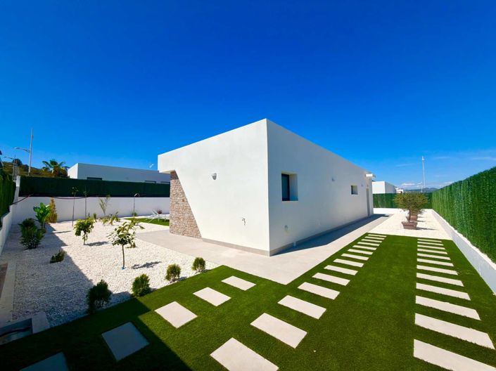 Image No.33-3 Bed Villa for sale