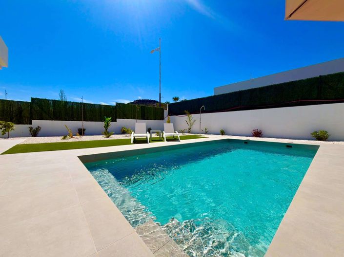 Image No.8-3 Bed Villa for sale