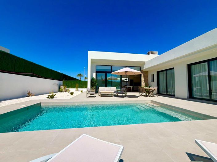 Image No.10-3 Bed Villa for sale