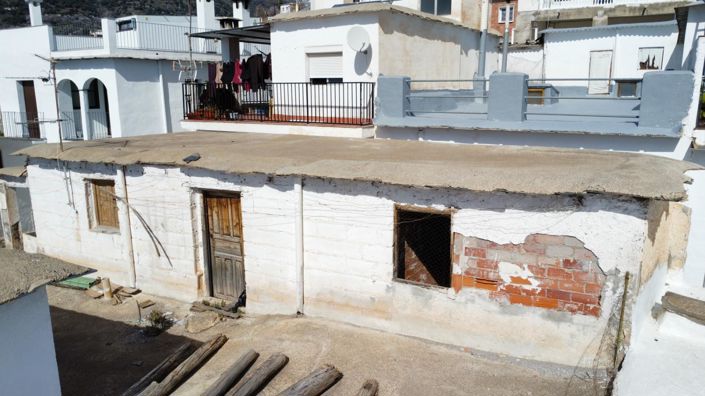 Image No.15-House for sale