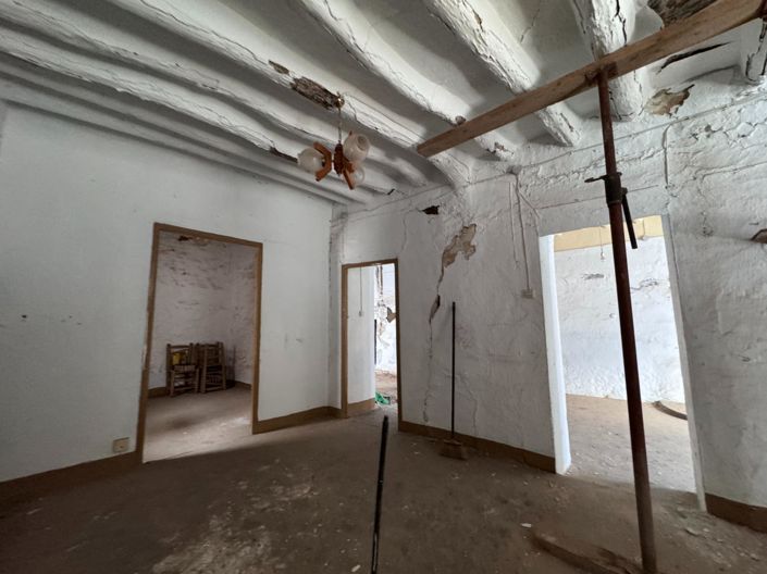 Image No.36-House for sale