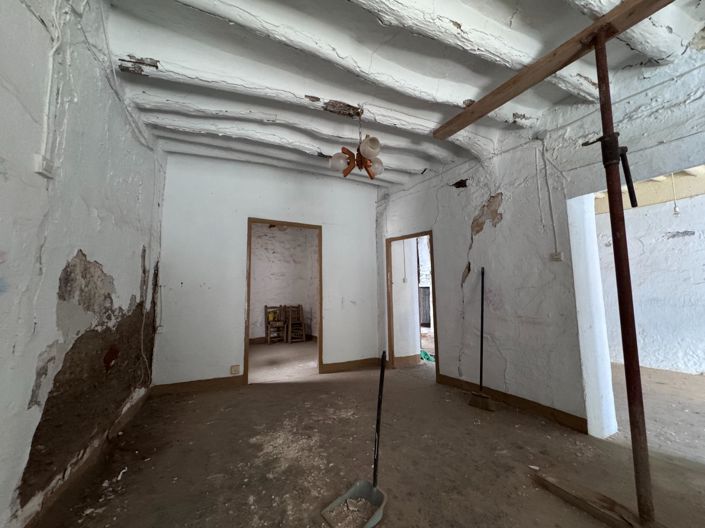 Image No.37-House for sale