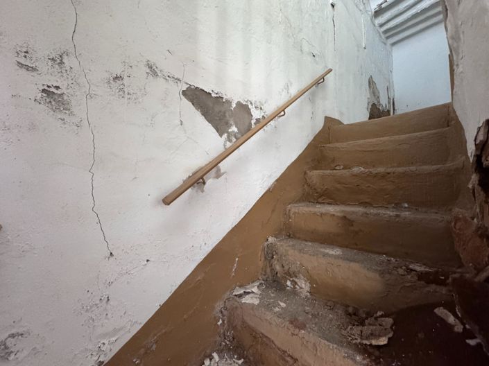 Image No.38-House for sale